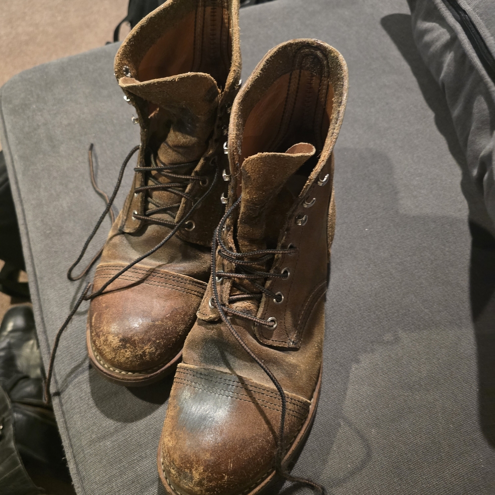 Red Wing Shoes Distressed Brown Leather Boots - Picture 8 of 8